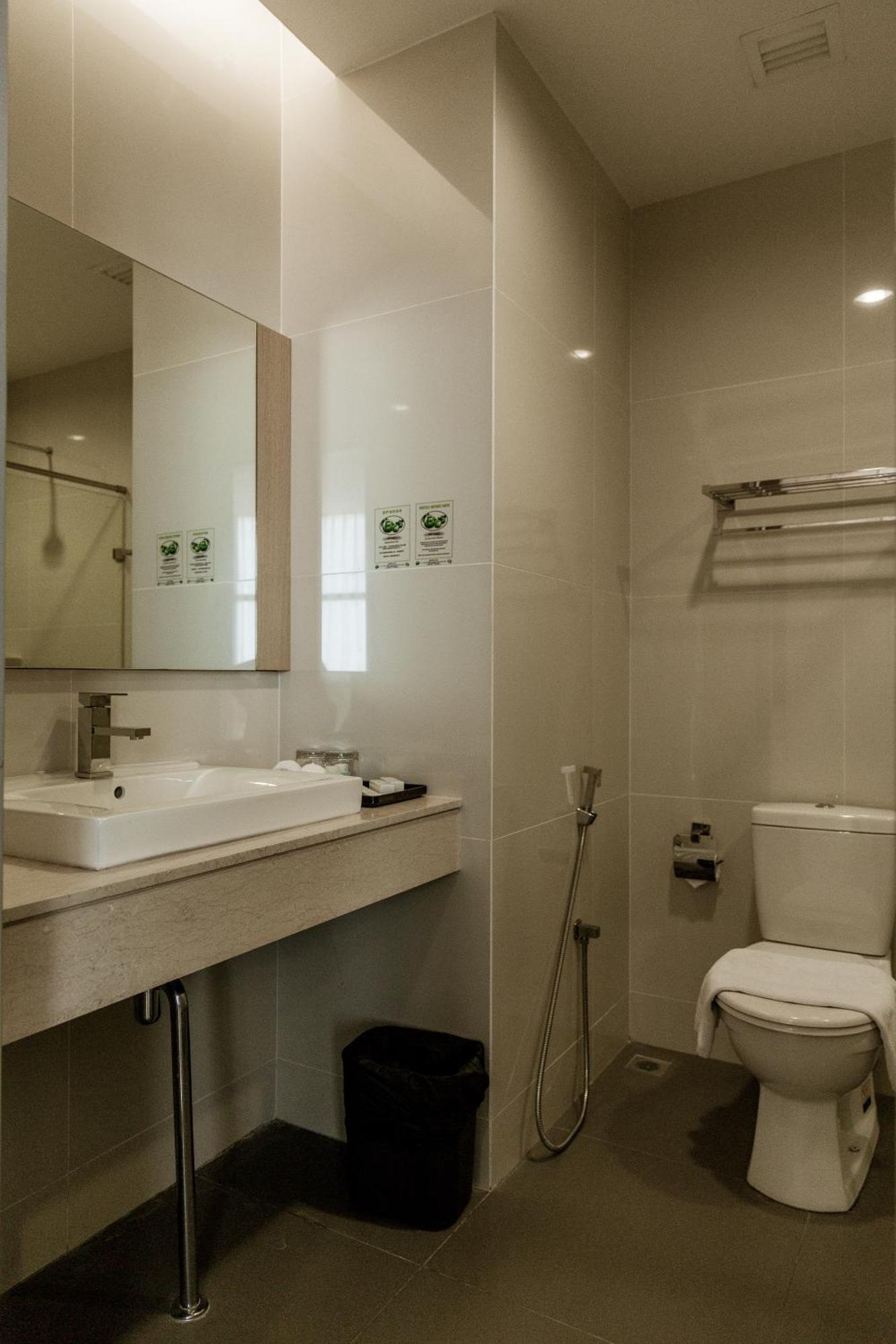 Hotel N°5 Kota Kinabalu Ngoại thất bức ảnh
