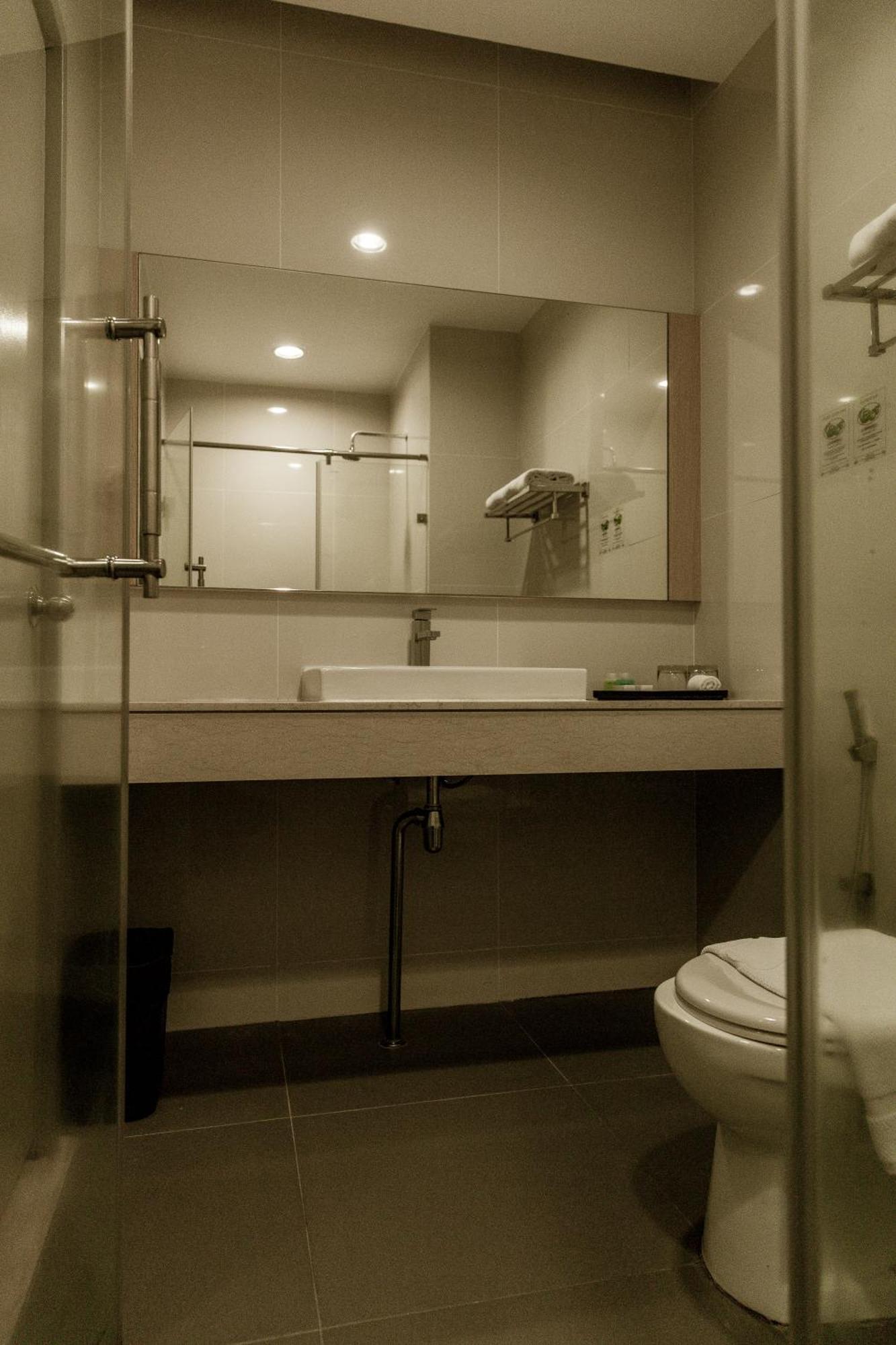 Hotel N°5 Kota Kinabalu Ngoại thất bức ảnh