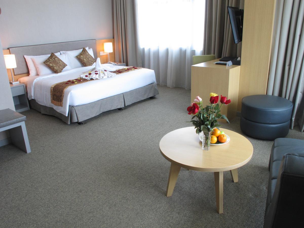Hotel N°5 Kota Kinabalu Ngoại thất bức ảnh